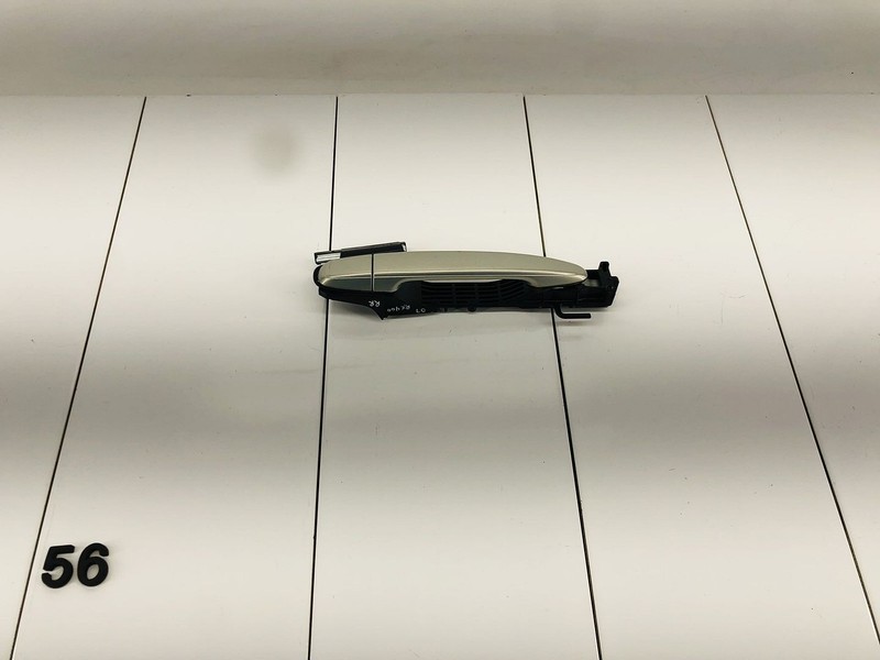 06-07 LEXUS RX400H REAR RIGHT PASSENGER SIDE EXTERIOR DOOR HANDLE OEM