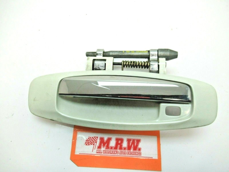 DOOR HANDLE RIGHT FRONT OUTER OUTSIDE RF for 03-06 G35 INFINITI WHITE SMART KEY