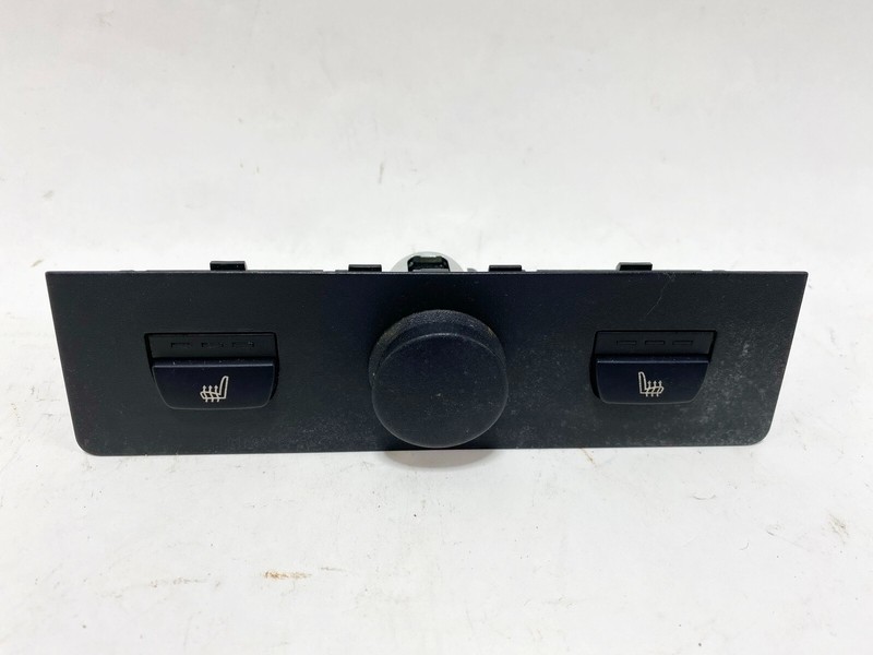 11-14 BMW X3 F25 REAR CENTER CONSOLE HEATED SEATS SWITCH & OUTLET PANEL OEM