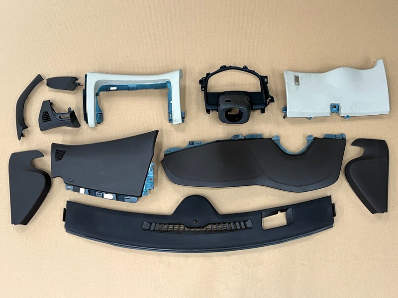 ⭐2015-2020 CADILLAC ESCALADE INTERIOR DASHBOARD PILLAR AND A/C VENT OEM LOT2437