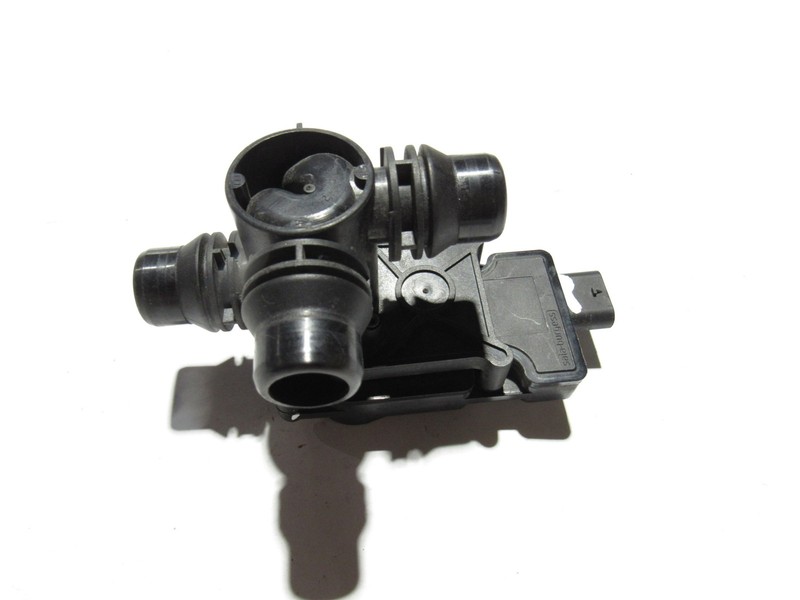 Mercedes E63 S W213 2020 4.0L Water Exchange Control Valve 18-23 |#3