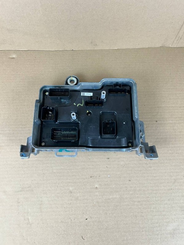 ✅21-23 Tesla Model 3 Y Front Vehicle Electronic Controller Module 1583991-03-C