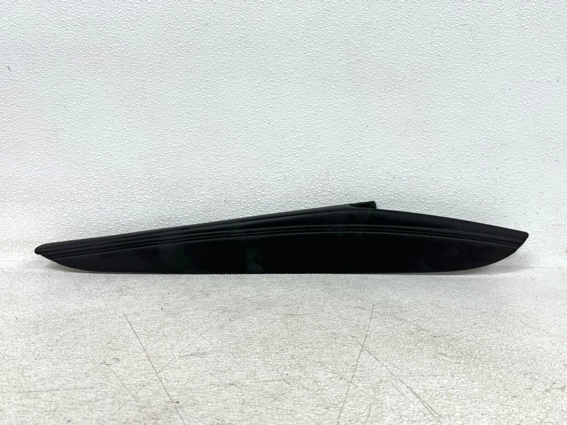 ⭐2018-2024 BUICK ENCLAVE FRONT RIGHT CENTER CONSOLE MOLDING COVER OEM LOT2578