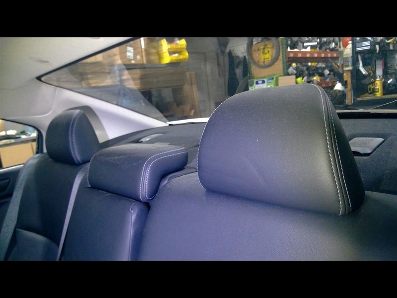 LEGACY 2015-2018 3 Rear Headrests 1671920