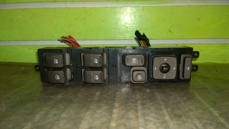 06 HYNDAI AZERA LIMITED 3.8L AT SDN DRIVER MASTER WINDOW SWITCH OEM 1465-12