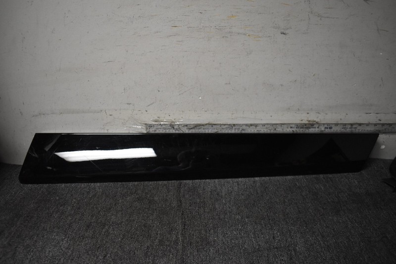 2023 NISSAN ARAYA FRONT RIGHT SIDE DOOR MOLDING FACTORY OEM