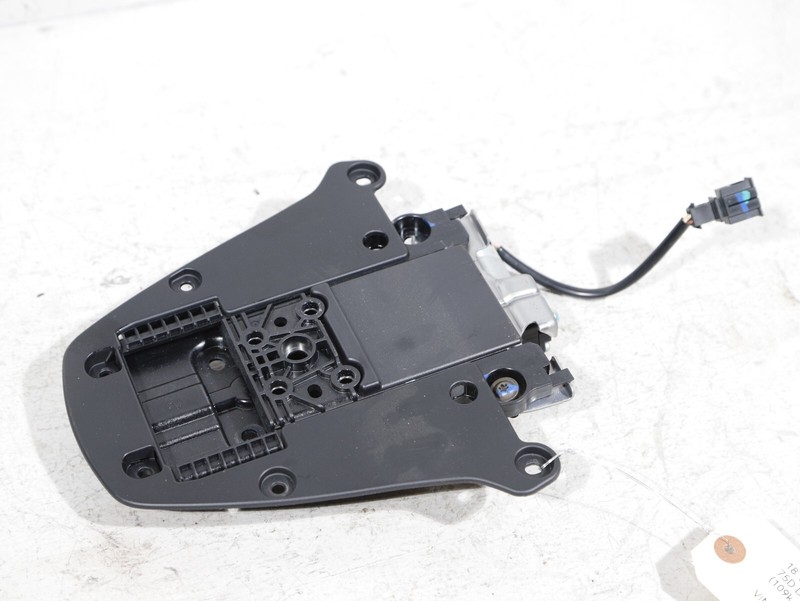 OEM 16-20 Tesla Model X FRONT LEFT Headrest Adjuster Mechanism w/ HES Actuator