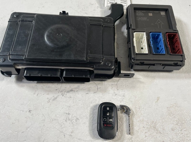 23 - 25 HONDA ACCORD LX ENGINE & BODY CONTROL MODULE ECM BCM W/ KEY FOB # 110572