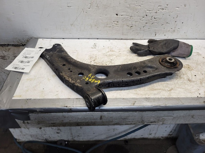 Passenger Right Lower Control Arm Front Fits 19-24 JETTA 1707372