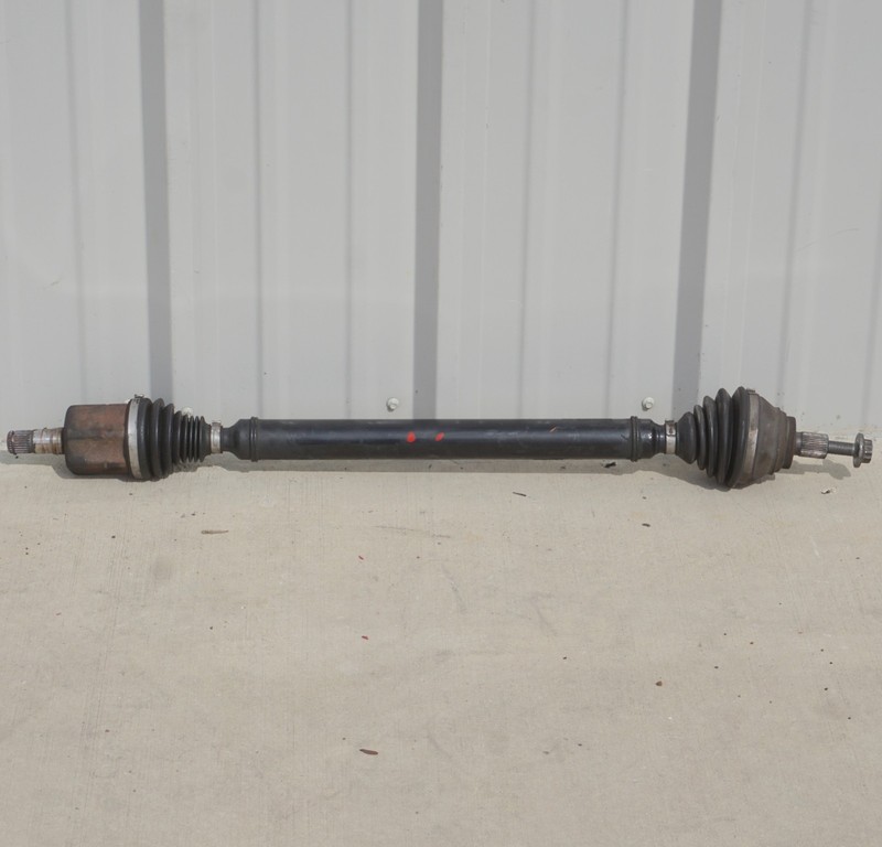 12-15 Volkswagen Passat 2.5LFront Right Passenger CV Axle Shaft OEM