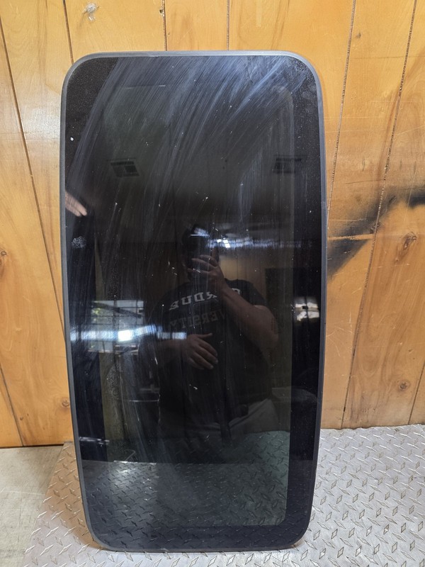 01-07 Volvo Xc70 Sunroof Glass Assembly Oem Tested