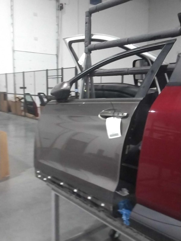 2015 Honda CR-V Left Front Door Brown 116796 Used 110k Miles OEM Replacement