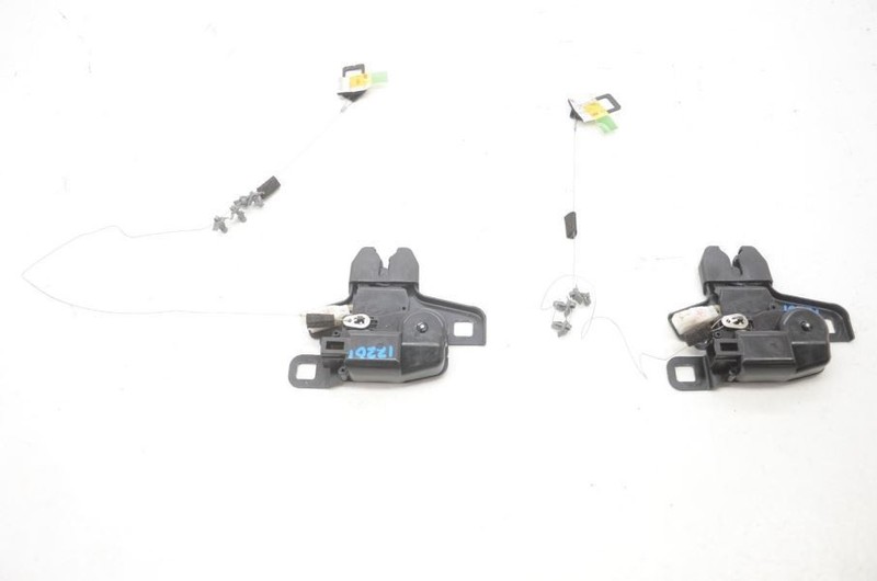 2007-2009 Nissan 350Z Vert VQ35HR Pair of Tonneau Cover Latches Locks