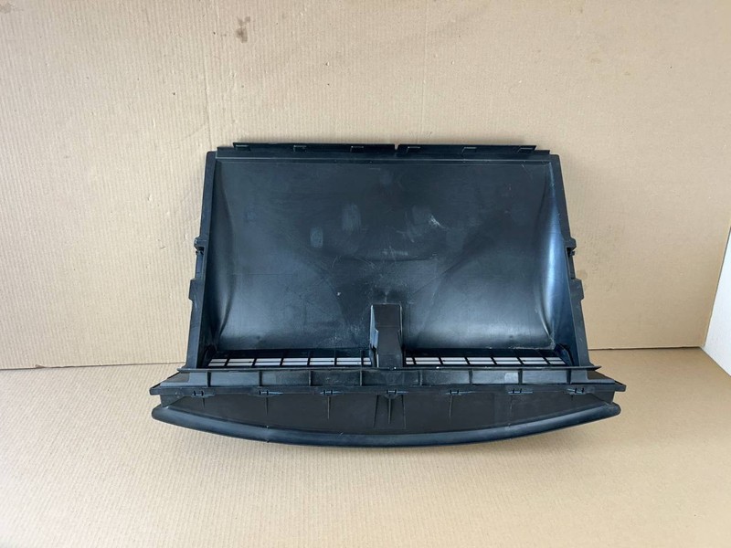 ✅2021-2024 Tesla Model X FrontAir Active Grille Shutter 1588210-00-B