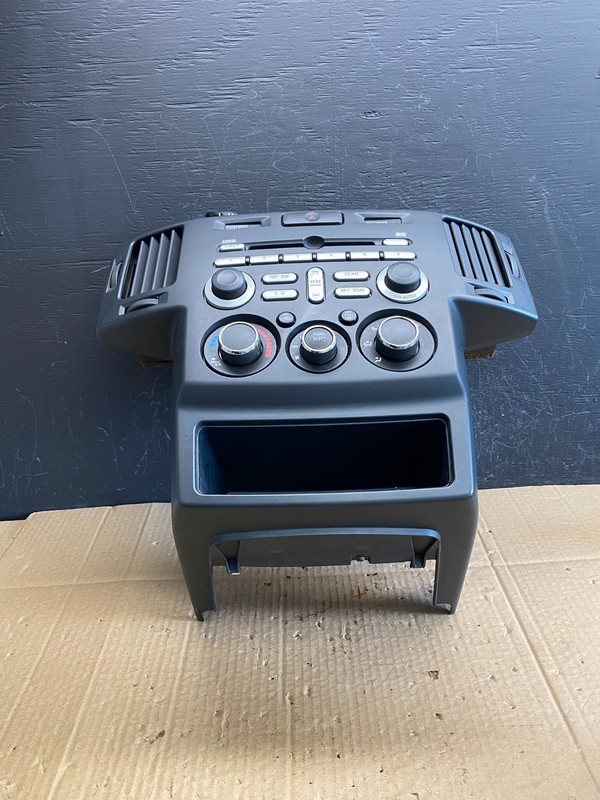 2006 2011 Mitsubishi Endeavor A/C Heater Climate Control Unit Switch AC9513 DG