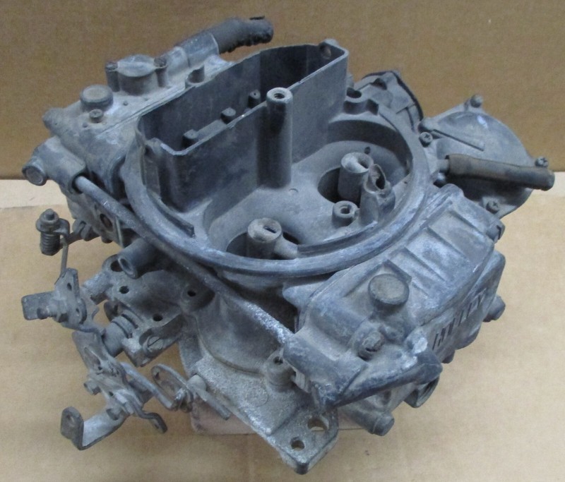 USED 4 BARREL HOLLEY 4175 SERIES CARBURETOR 9976 1825 650 CFM VACUUM SECONDARY