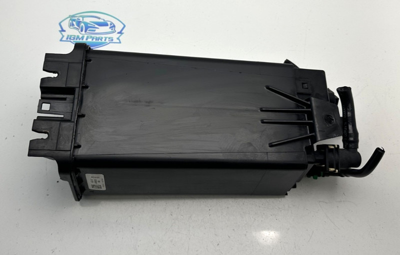 2016-2019 Ford Explorer OEM 3.5L Fuel Vapor Charcoal Canister AG139D653