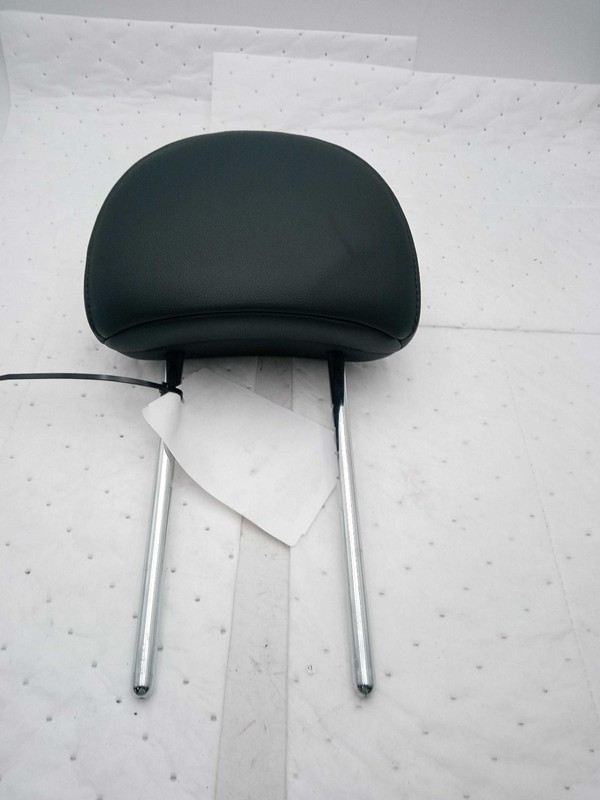 2016 MINI Countryman Headrest - Used, White, 100K Miles, OEM Part #3363719