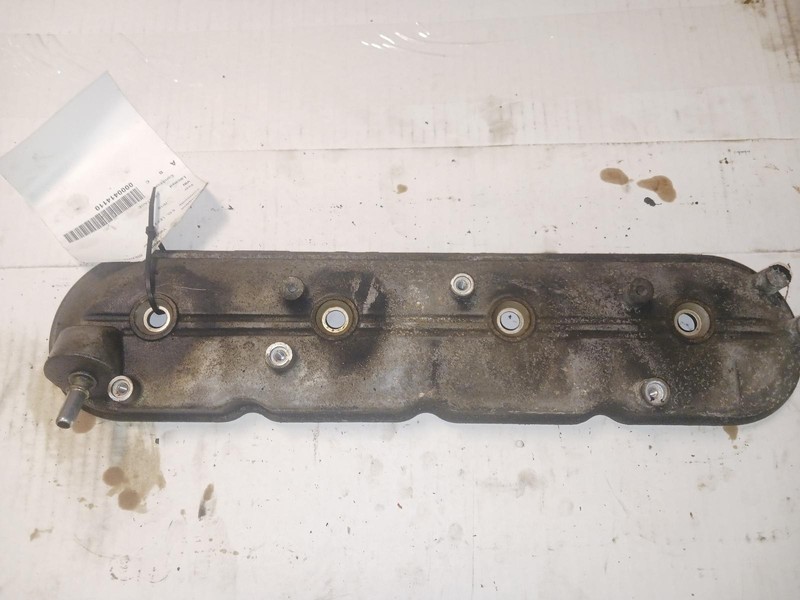 19 GMC SIERRA 2500 6.0L left side Valve Cover OEM