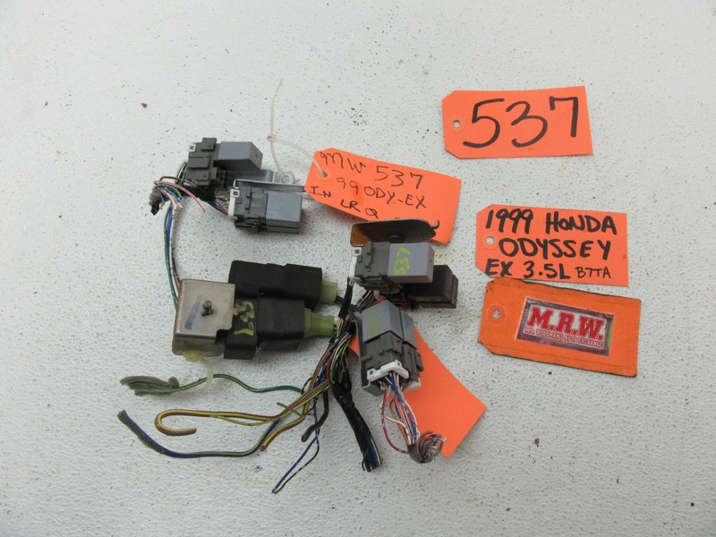 FUSE BOX RELAY WIRE PANEL PLUG RC-5102 VFM-11F41-Z06 for 99-04 HONDA ODYSSEY
