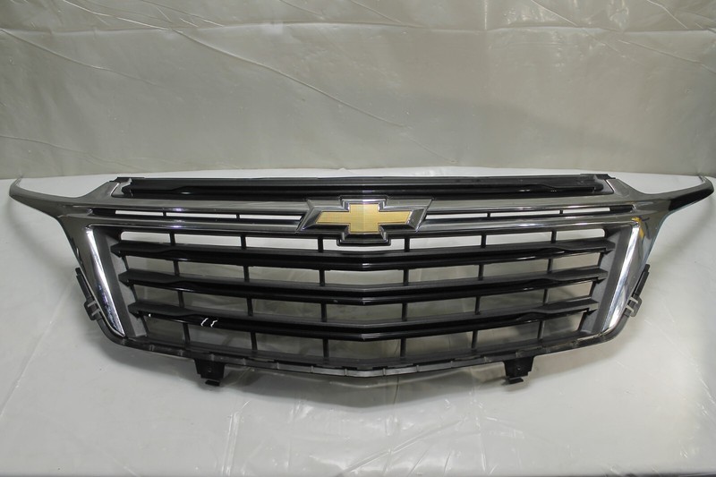 2022-2023 CHEVROLET EQUINOX UPPER FRONT BUMPER GRILL GRILLE NICE OEM
