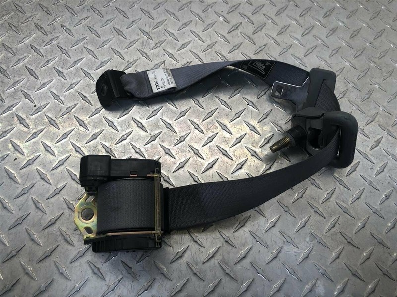 2005-2007 JEEP LIBERTY REAR DRIVER LEFT SEAT BELT RETRACTOR OEM 5HG371D5AO