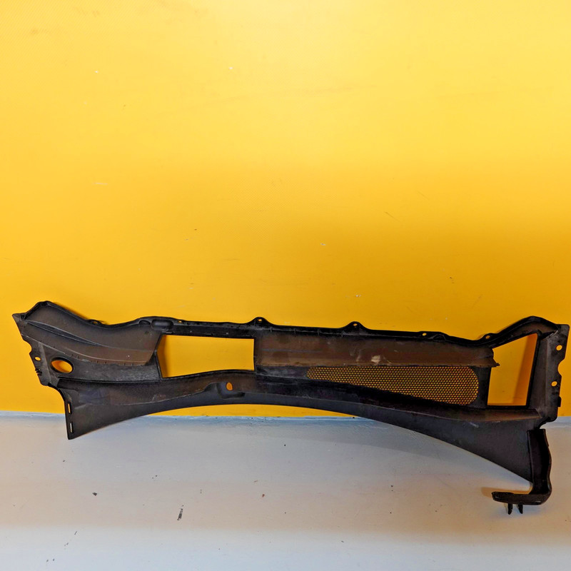 2019-2025 VOLVO XC90 WINDSHIELD WIPER COWL PANEL GRILLE COVER OEM 31352746