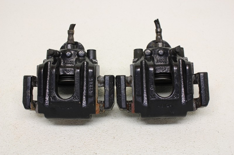 BMW Rear Brake Calipers W/ Carriers Brakes M5 M6 E60 E63 E64 Oem 2005-2010