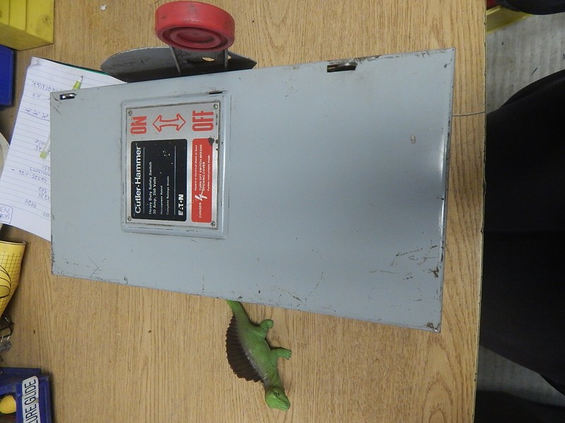 Cutler Hammer 30-11587 Safety Switch DH221NGK 30-13972-37 *FREE SHIPPING*