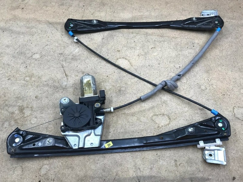 2002 - 2007 FORD FOCUS DRIVER LH WINDOW REGULATOR & MOTOR OEM