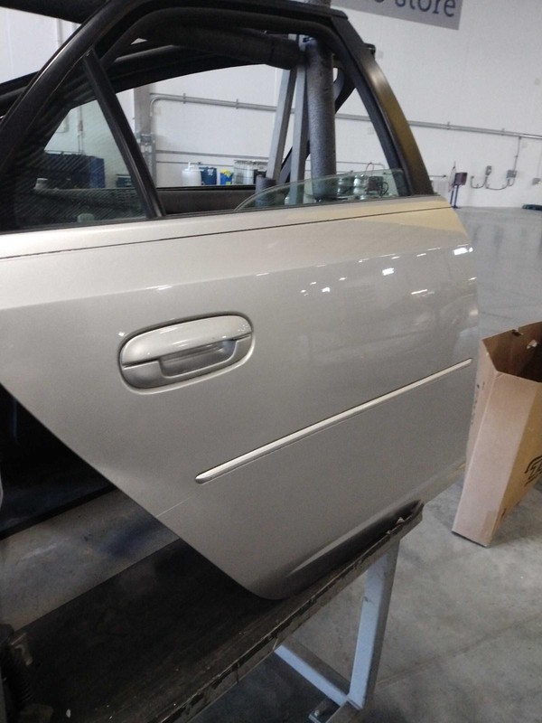 2007 Cadillac CTS Rear Right Door Silver OEM Used 73000 Miles 163434
