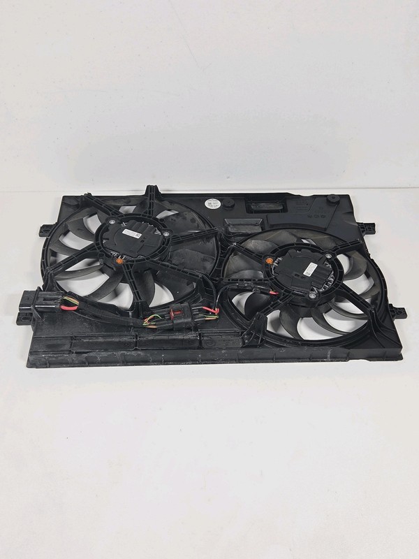 2020-2025 Audi Q3 Engine Radiator Cooling Fan Shroud & Motor 2.0L OEM 3Q0121205B
