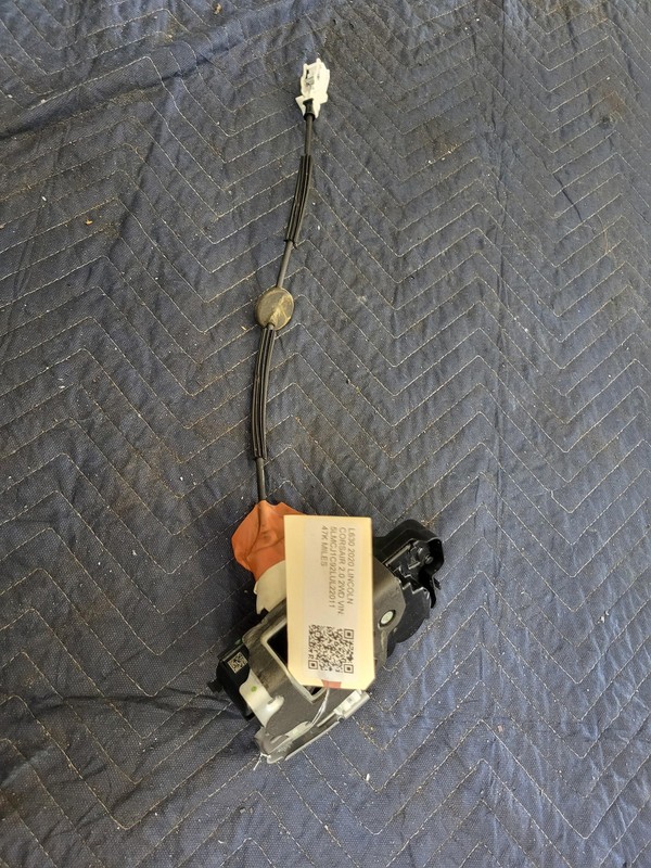 Used Oem Lincoln Right Passenger Front Door Lock Latch for 2020-2025 Corsair