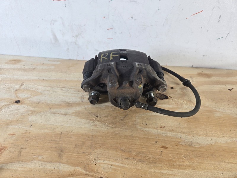 2013-2019 Nissan Sentra Right Front Wheel Brake Caliper 410013SG0C OEM 15336