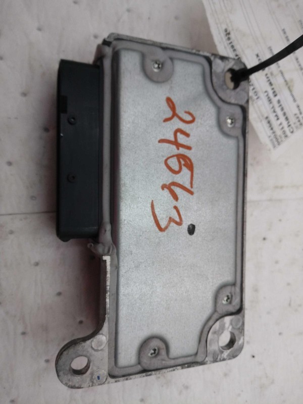 Used Air Bag Module fits: 2011 Chevrolet Malibu Air Bag below center console Gra