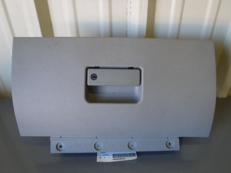 Glove Box 7R3Z-63060T10-AA Dove Fits 2005-2009 Ford Mustang 65595