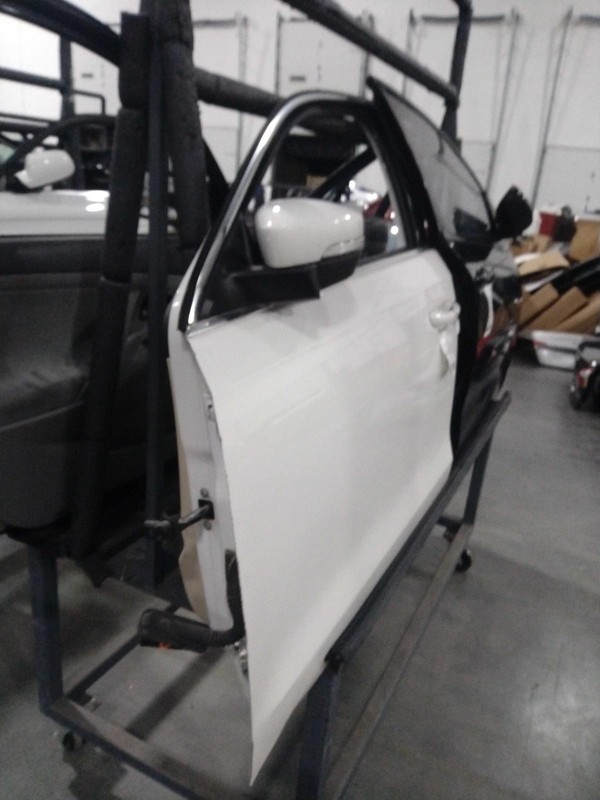 2013-2015 Volkswagen Passat Left Door White OEM Used 4DR SED 102K Miles