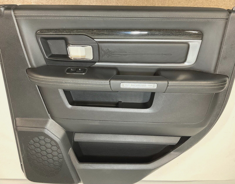 ✅2013-24 CL RAM 1500-3500 LIMITED DOOR REAR RIGHT PANEL CREW CAB MOPAR BLACK OEM