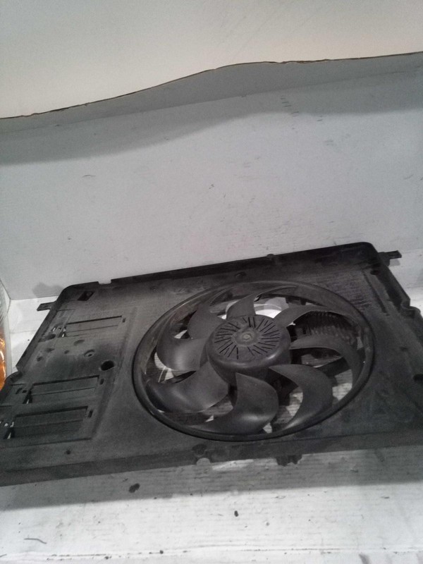 2017 VOLVO S60 Engine Cooling Fan Motor OEM Black 31293778, 133K Miles