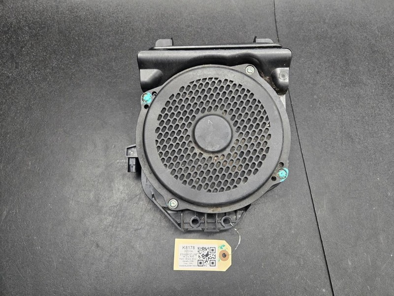 Front Left Subwoofer HARMAN KARDON 2022 Kia Stinger 96380-J5000 2018 2019 - 2023
