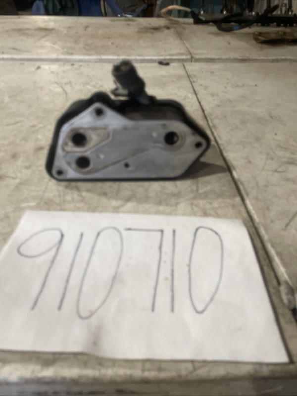 2004-2008BMW 525i Engine Oil Cooler 7525333 OEM