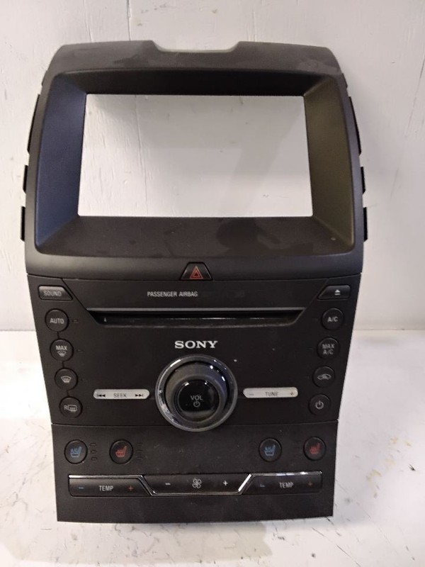 2016 Ford Edge Radio Control Panel 8" Screen Opening fits w/Front Camera