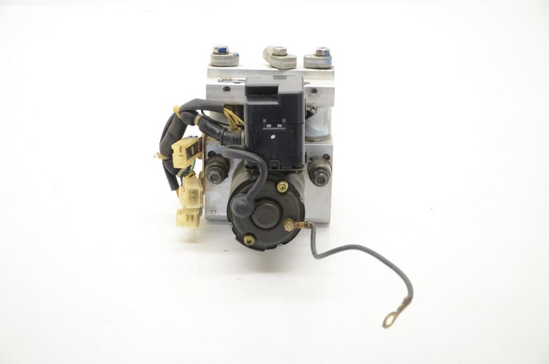 94-96 Nissan 300ZX 2+2 ABS Pump Assembly 4760050P00