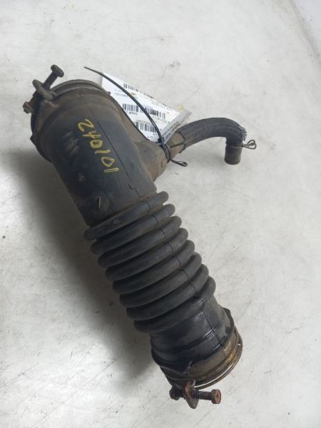 2010 TOYOTA COROLLA S 1.8L AIR CLEANER RESONATOR TUBE