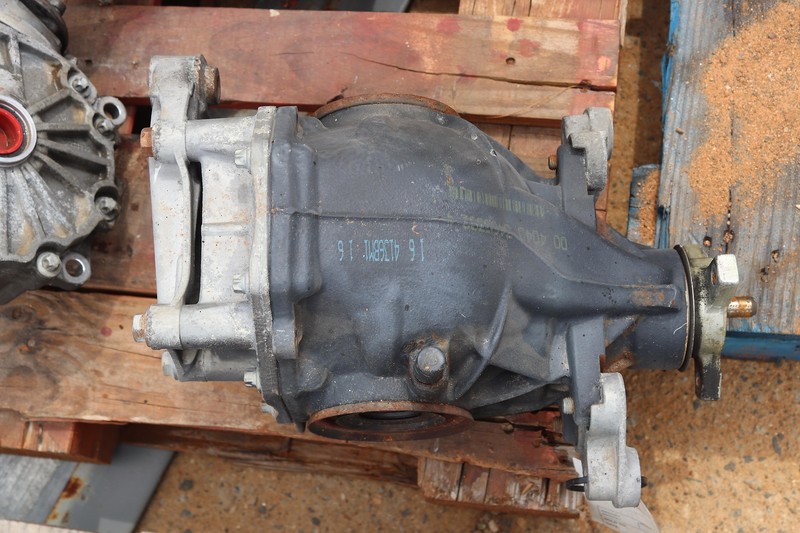 2014-2016 MERCEDES S550 W222 AWD REAR CARRIER DIFFERENTIAL