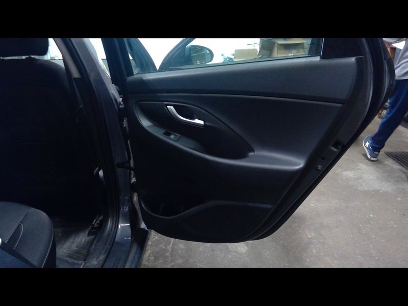 ELANTRA Hatchback 2018 Passenger Right Door Trim Panel Rear 1676955