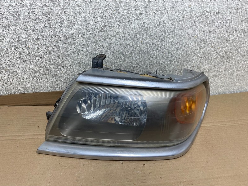 2000 - 2006 Mitsubishi Montero Left Driver Lh Side Headlight Halogen U0741 DW