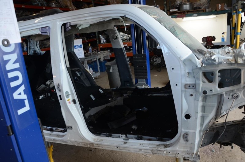 10-23 Toyota 4Runner TRD 4.0L Passenger Right Side Rocker and Post Cut