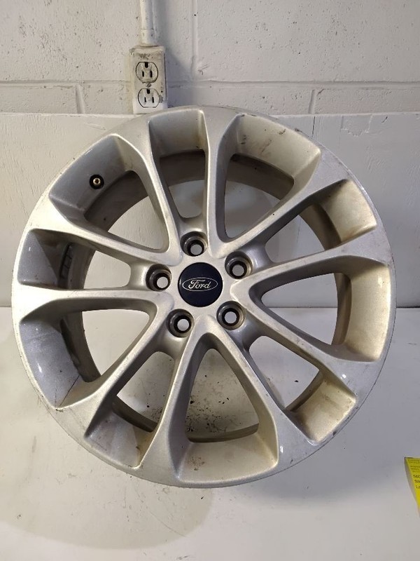 2019-2020 Ford Fusion Wheel Rim 17x7-1/2 Aluminum 10 Spoke Flared Ends