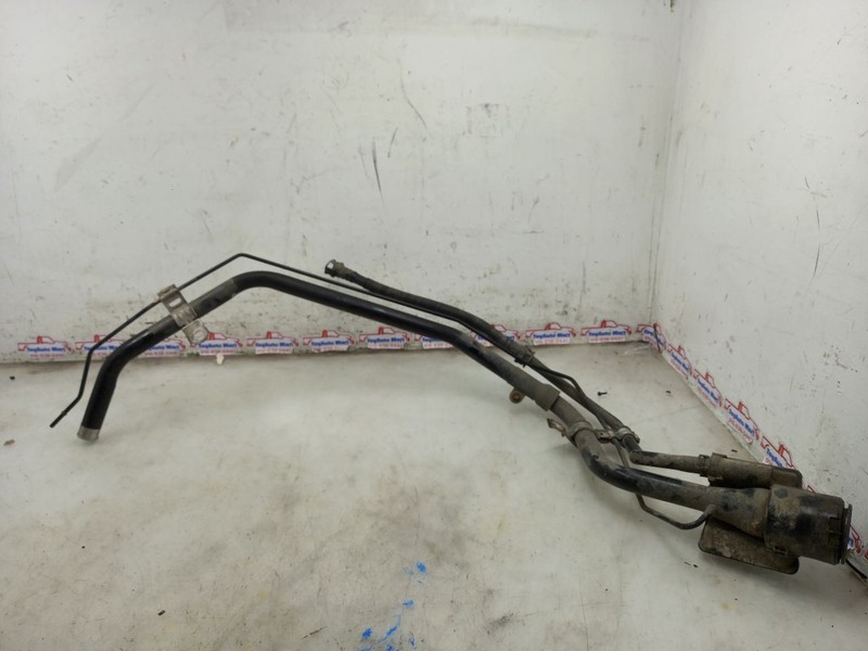11 LEXUS GX460 FUEL FILLER NECK